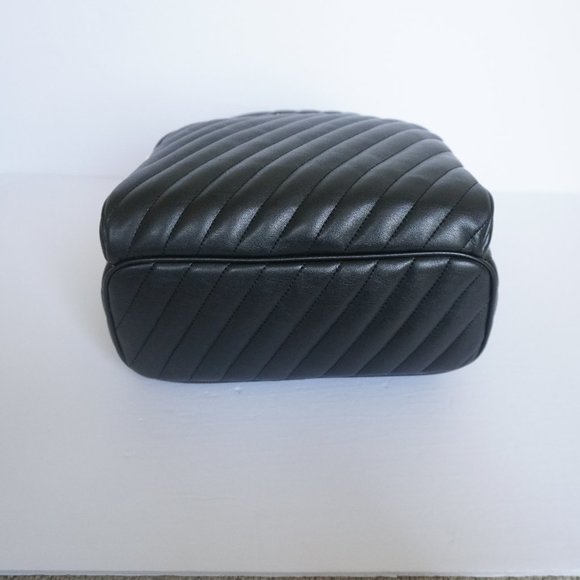 Michael Kors Abbey MD Quilted Backpack Black - Picture 6 of 10